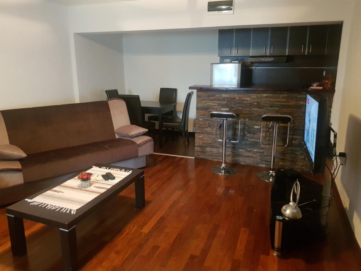 Bujic Apartment Petrovac Kültér fotó